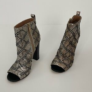 NEW!! Calvin Klein Jules Snakeskin Bootie!! Rhinestone studded